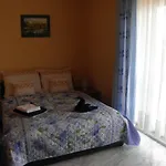 Kristaly Apartman Bed and breakfast *