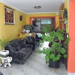 Kristaly Apartman Bed and breakfast