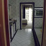 Kristaly Apartman Couette-café