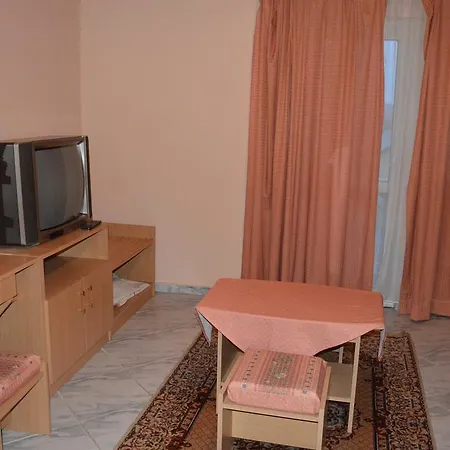 Kristaly Apartman * Hévíz