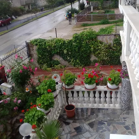 Panzió Kristaly Apartman