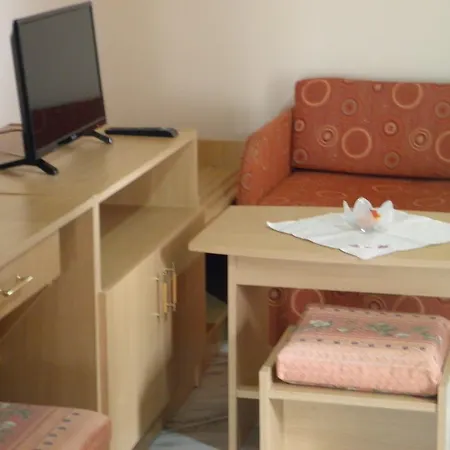 Panzió Kristaly Apartman