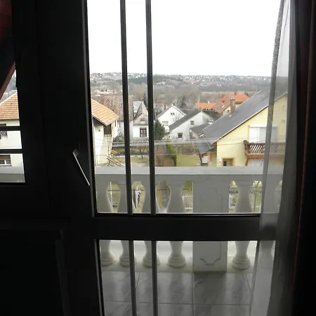 فندق مبيت وإفطار Kristaly Apartman Hévíz