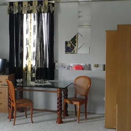 Panzió Kristaly Apartman Hévíz