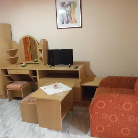 Panzió Kristaly Apartman