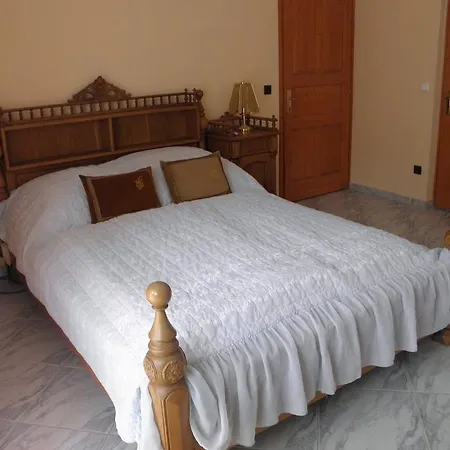 Bed & Breakfast Kristaly Apartman