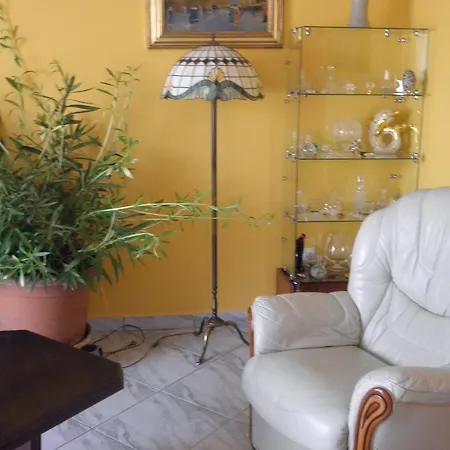 Kristaly Apartman Heviz