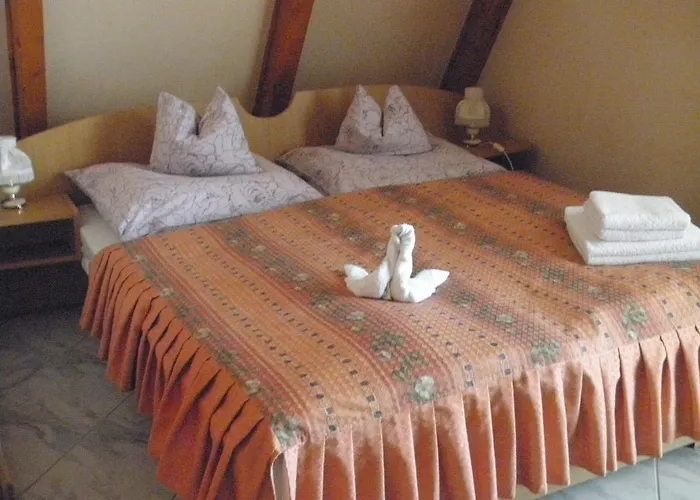 Nocleg ze śniadaniem Kristaly Apartman *