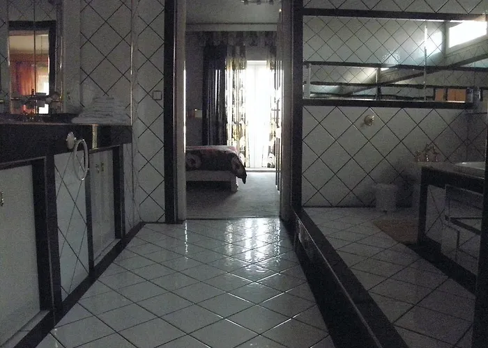 Kristaly Apartman *