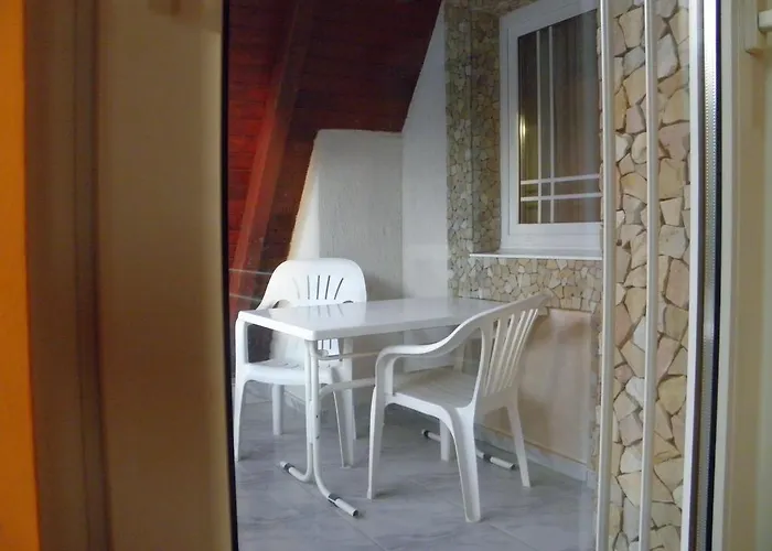 Nocleg ze śniadaniem Kristaly Apartman