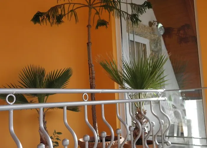 Nocleg ze śniadaniem Kristaly Apartman *